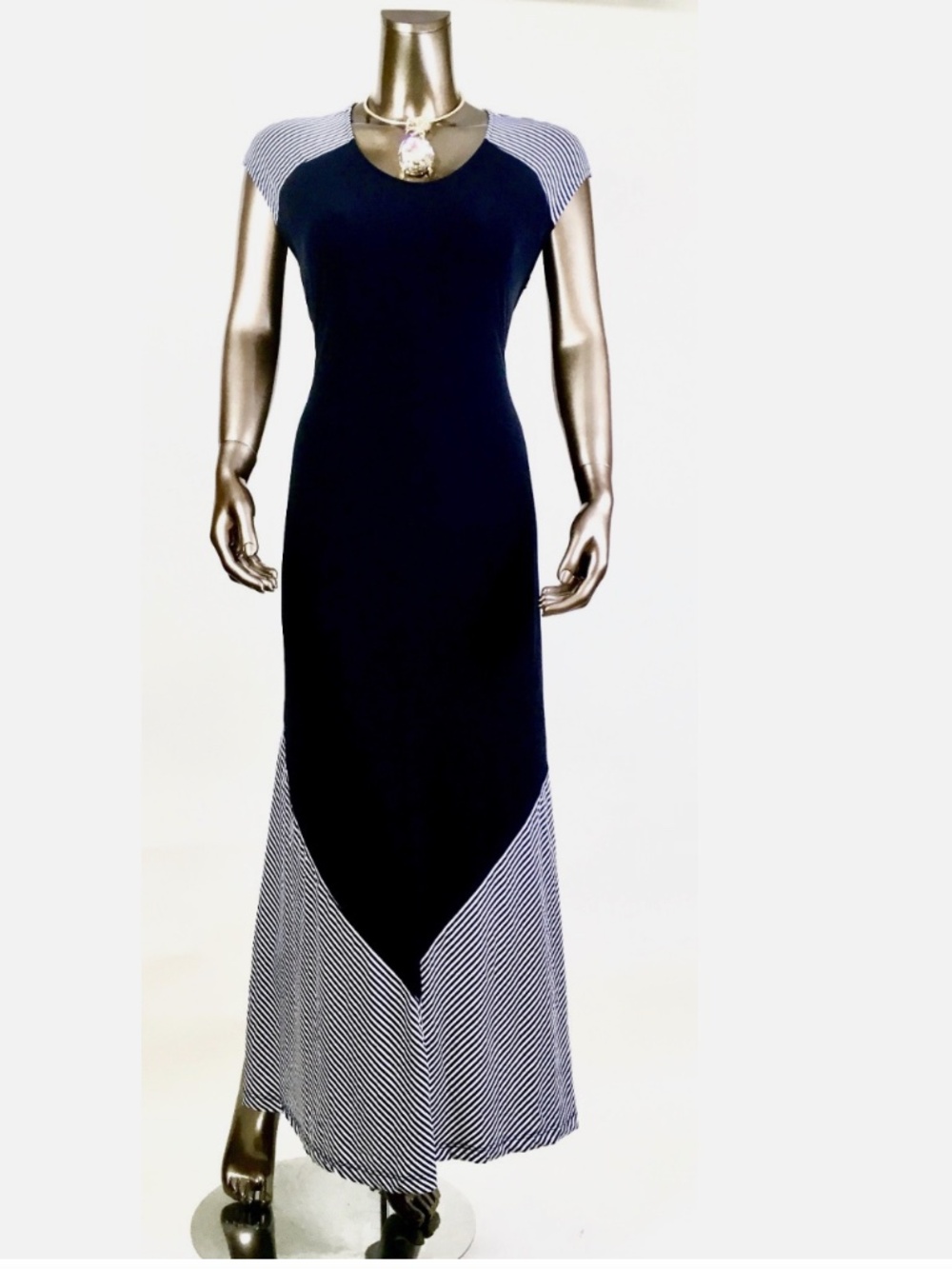 *NWT CLOSING-SALE CHICO'S SIZE-1 BLACK STRIPE MAXI DRESS (M-8)